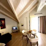 Aura Boutique Lixouri