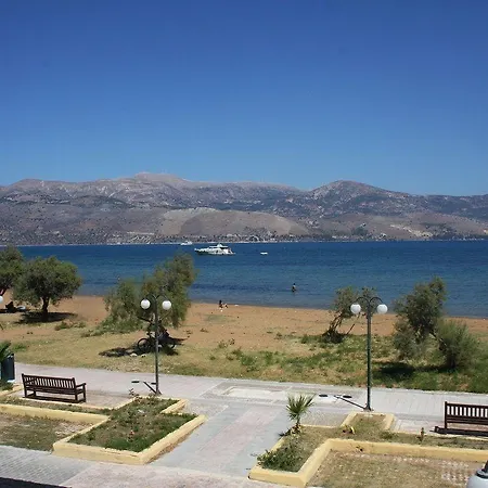 Aura Boutique Lixouri