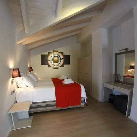 Hotel Aura Boutique 3*
