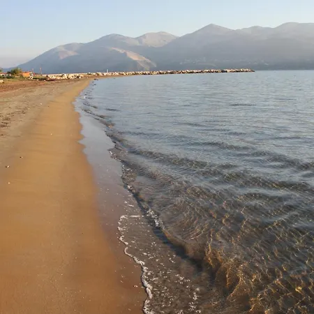 Отель Aura Boutique Ликсури