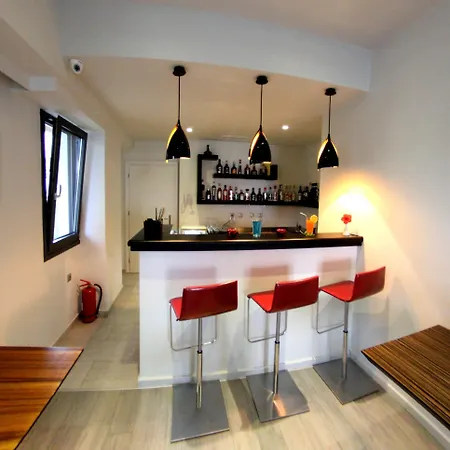 Hotel Aura Boutique 3*