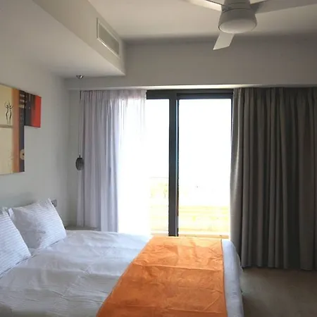 Aura Boutique 3* Lixouri