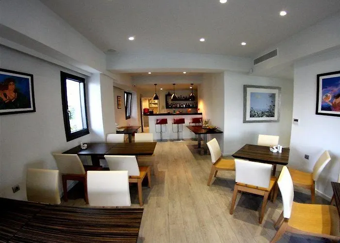 Aura Boutique 3* Lixúri